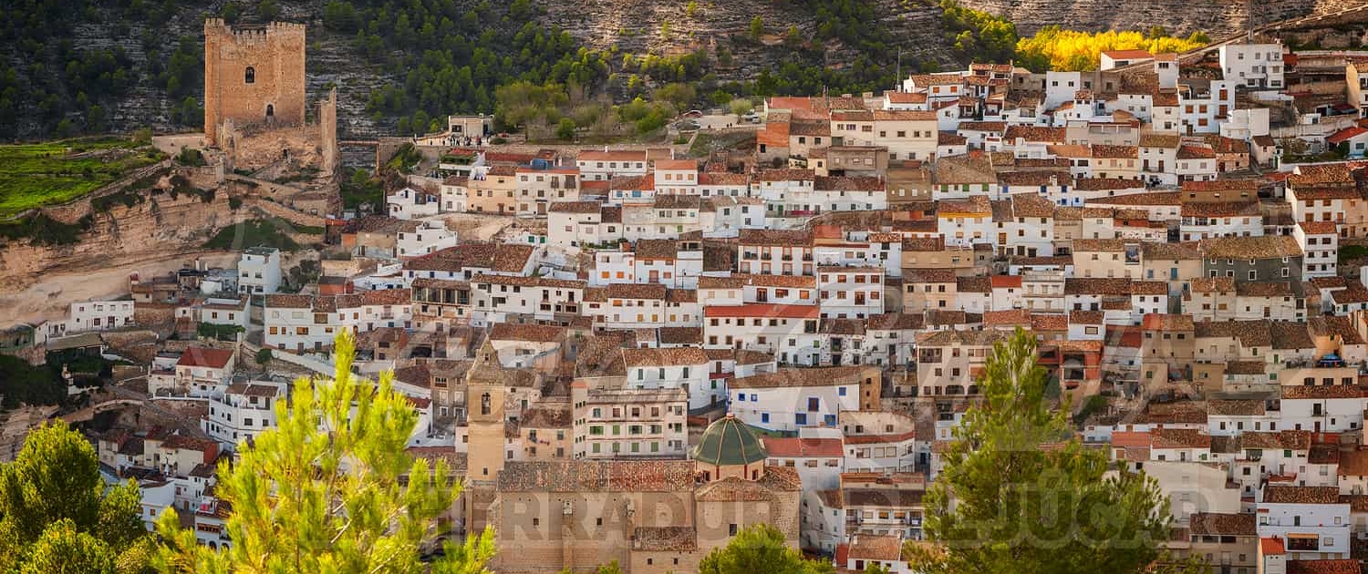 Vista panorámica de Alcalá del Júcar