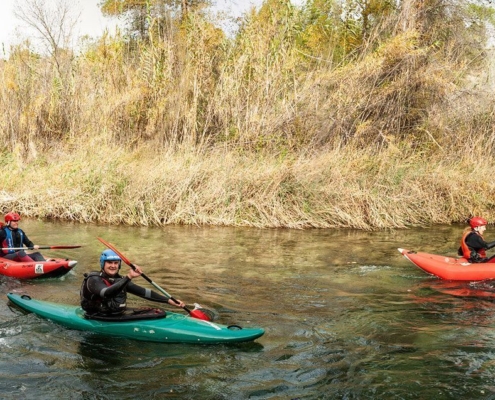 Descenso en canoas en el Río Cabriel Rafting